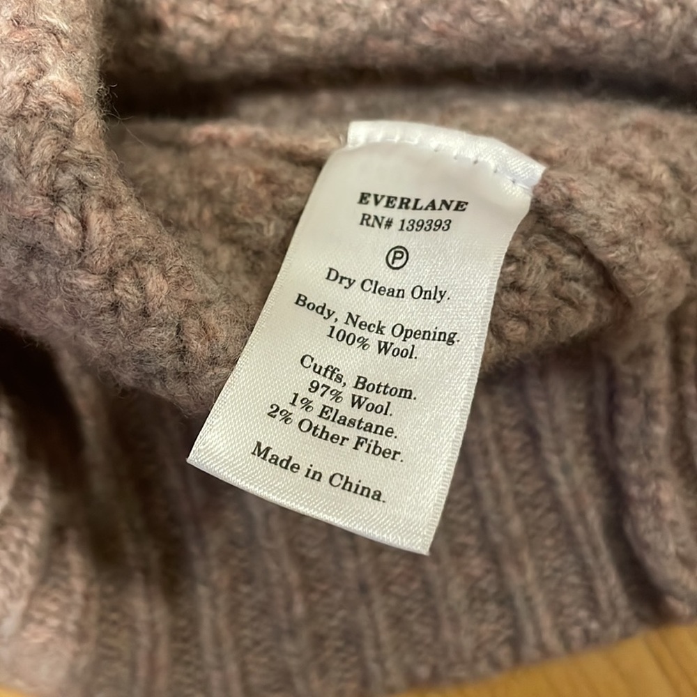 Wool - Picture 3 of 3